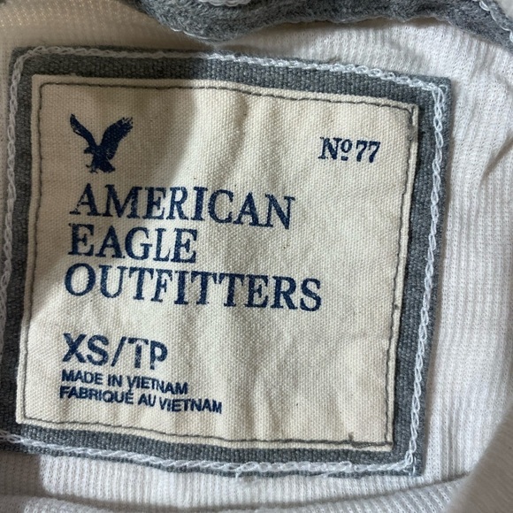 American Eagle Outfitters Long Sleeve Tee XS (HN) - Picture 5 of 9